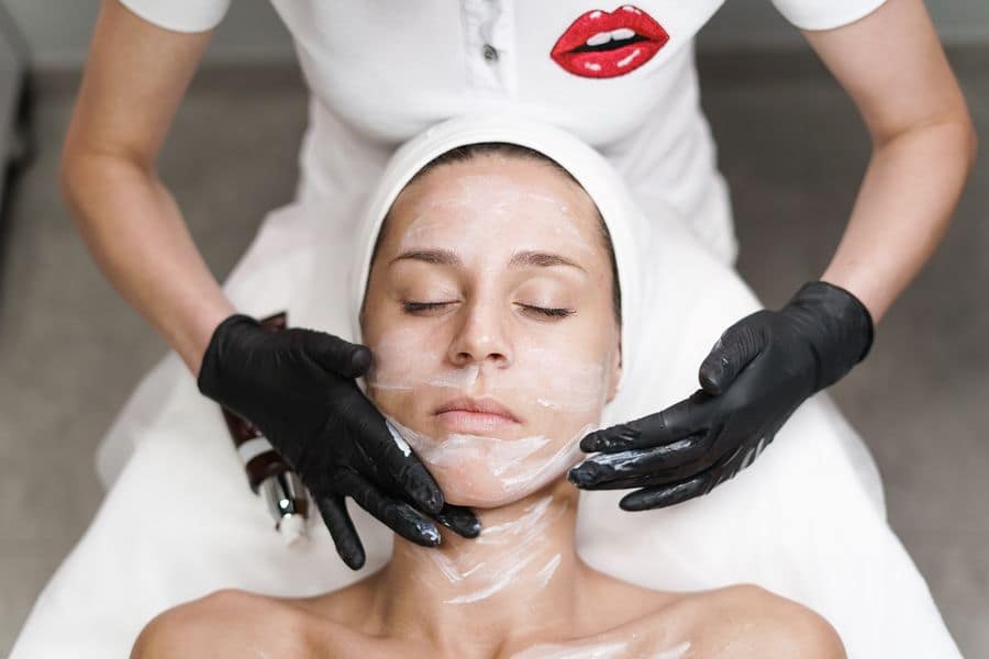 Soin du visage en cabine